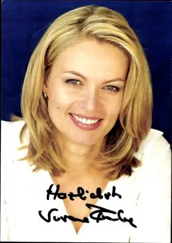 Ak Moderatorin Susanne Franke, Portrait, Autogramm