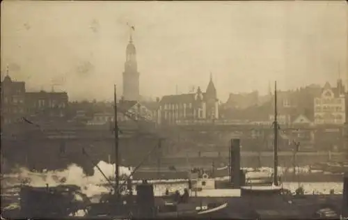 Foto Ak Hamburg, Hafen, Michaeliskirche