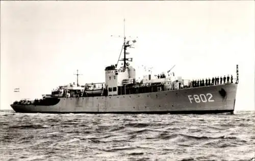 Ak Niederländisches Kriegsschiff, Hr. Ms. Johan Maurits van Nassau, F 802