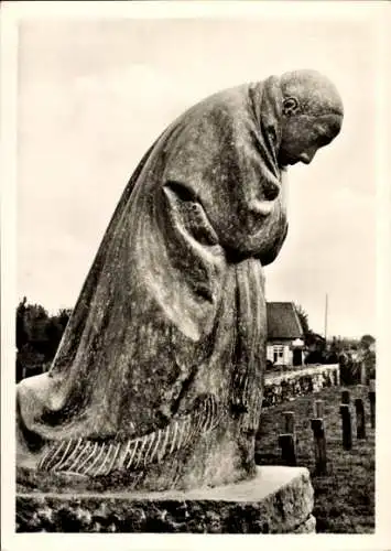 Ak Vladslo Westflandern Belgien, Gefallenendenkmal, Die Mutter, von Käthe Kollwitz