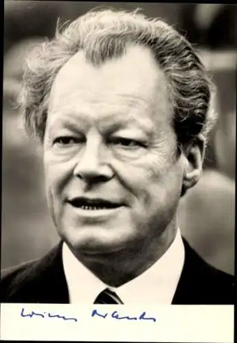 Ak Willy Brandt, Vorsitzender der SPD, Bundeskanzler, Porträt, Autogramm