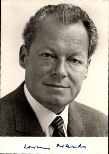 Ak Willy Brandt, Vorsitzender der SPD, Bundeskanzler, Portrait, Autogramm