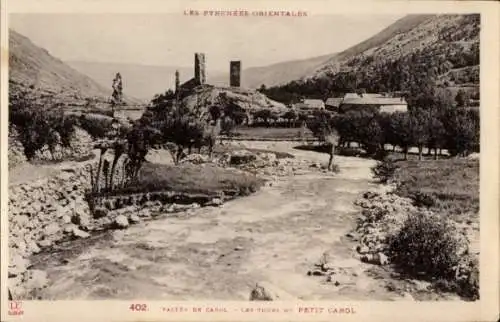 Ak Vallee de Carol Pyrénées-Orientales, Les Tours du Petit Carol