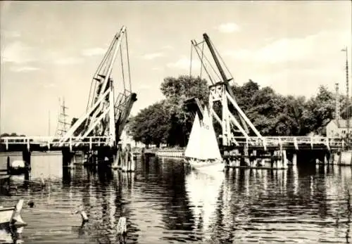 Ak Hansestadt Greifswald, Wiecker Brücke, Zugbrücke