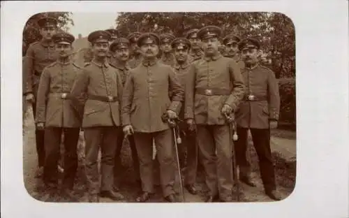 Foto Ak Halle an der Saale, Deutsche Soldaten in Uniformen, Füs. Rgt. 36