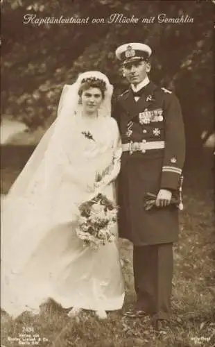 Ak Kapitänleutnant Hellmuth von Mücke mit Gemahlin, Brautkleid, Liersch 7434