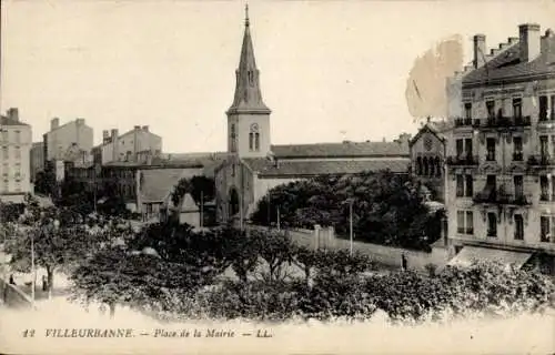 Ak Villeurbanne Rhône, Rathausplatz, Turm, Turmuhr