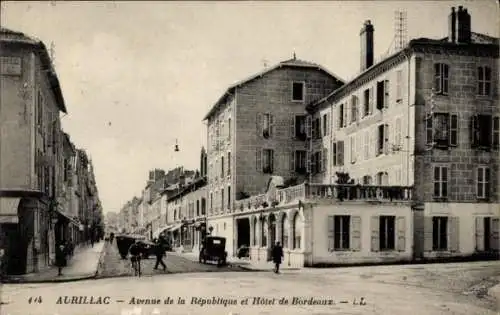 Ak Aurillac Cantal, Avenue de la République, Hotel de Bordeaux