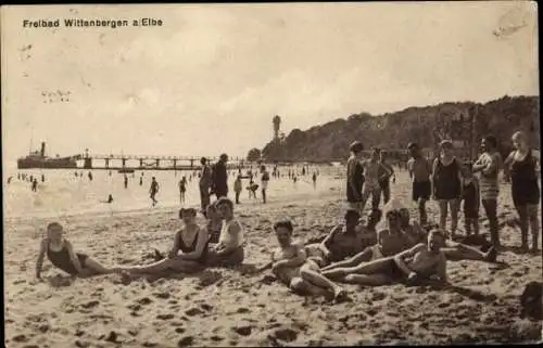 Ak Hamburg Altona Rissen Wittenbergen, Freibad an der Elbe, Strand, Badegäste