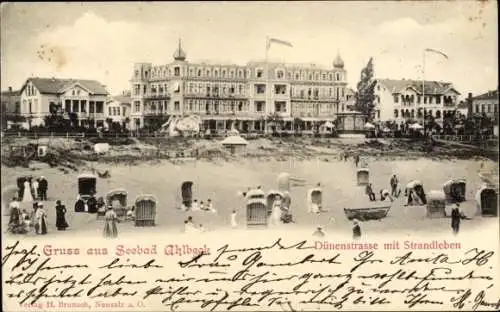 Ak Ostseebad Ahlbeck Heringsdorf, Dünenstraße mit Strandleben, Hotels