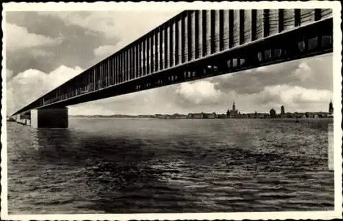 Ak Stralsund in Vorpommern, Rügendamm, Strelasundbrücke