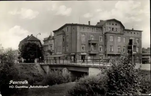 Ak Pasewalk in Mecklenburg Vorpommern,Gaststätte Bahnhofshotel