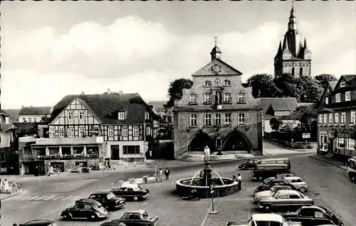 Ak Brilon im Sauerland, Marktplatz