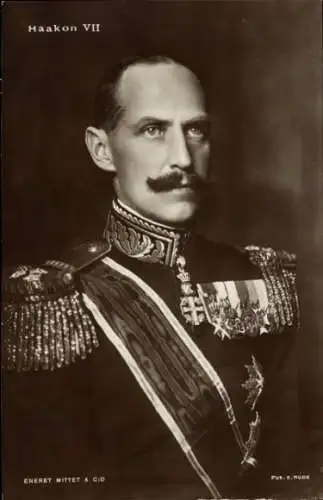 Ak König Haakon VII. von Norwegen, Portrait, Uniform, Orden, Schärpe