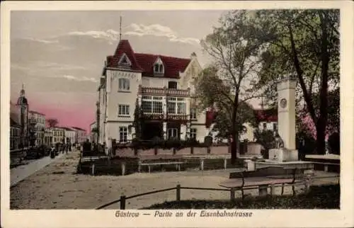 Ak Güstrow in Mecklenburg, Eisenbahnstraße