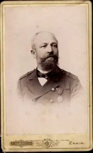 CdV Znojmo Znaim Südmähren, Mann in Uniform mit Orden, Portrait 1894