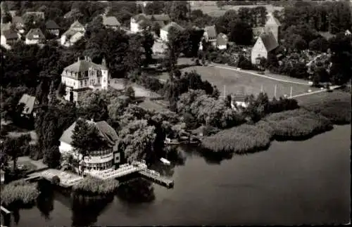 Ak Bad Zwischenahn, Ufergarten mit Fährhaus und Kirche, Fliegeraufnahme