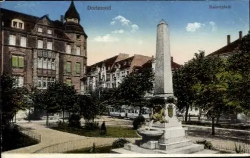 Ak Dortmund im Ruhrgebiet, Partie auf dem Kaiserplatz, Denkmal