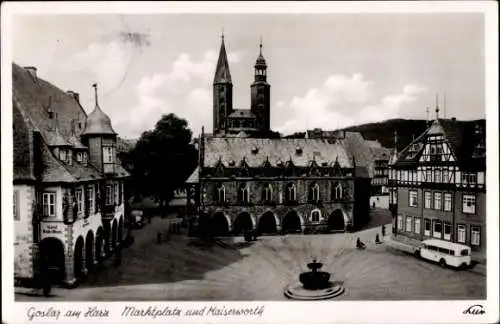 Ak Goslar am Harz, Marktplatz, Kaiserworth, Brunnen