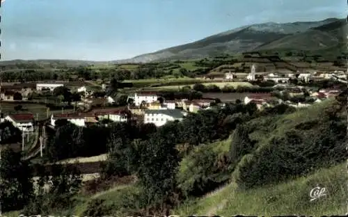 Ak Saillagouse Pyrénées-Orientales, Le village d'Err et son camping