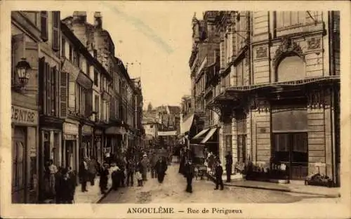 Ak Angoulême Charente, Rue de Perigueux