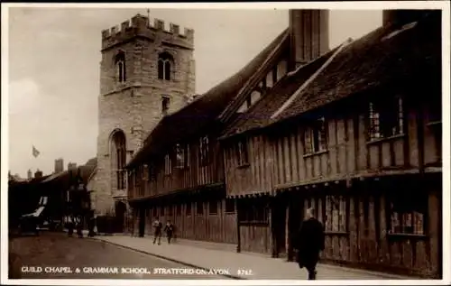 Ak Stratford-upon-Avon, Warwickshire, England, Gildekapelle, Gymnasium