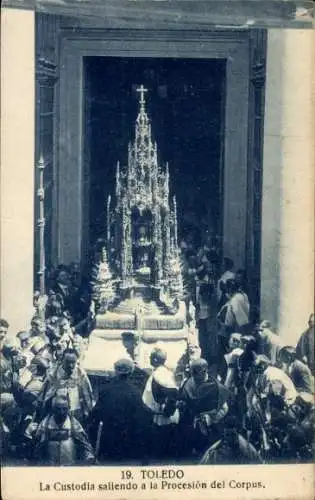 Ak Toledo Kastilien La Mancha Spanien, Custodia saliendo a la Procesion del Corpus