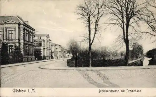 Ak Güstrow in Mecklenburg Vorpommern, Bleicherstraße, Promenade