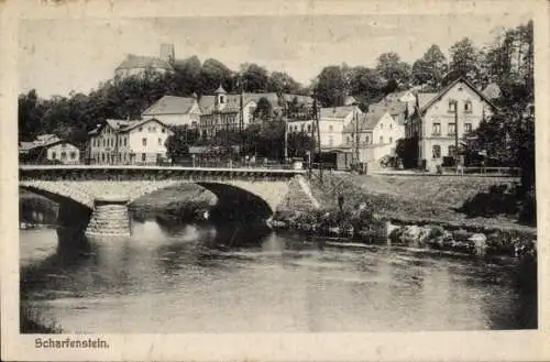 Ak Scharfenstein Drebach im Erzgebirge Sachsen, Uferpartie, Teilansicht vom Ort, Brücke, Hotel