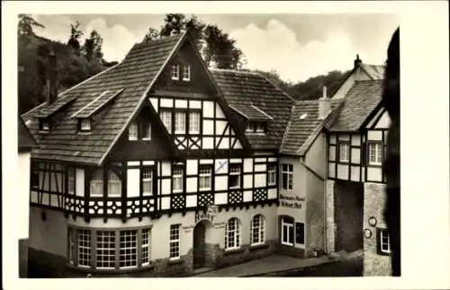 Ak Blankenheim i.d. Eifel, Biermanns Hotel Kölner Hof, Eingang, Fachwerkhaus