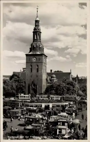 Ak Oslo Norwegen, Verkehr bei der Kirche, Markt