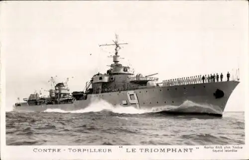 Ak Französisches Kriegsschiff Le Triomphant
