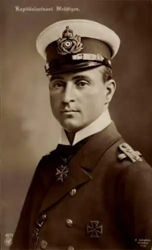 Ak Otto Weddigen, Marineoffizier, Kapitänleutnant, Portrait in Uniform, Eisernes Kreuz