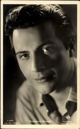 Ak Schauspieler Rossano Brazzi, Portrait