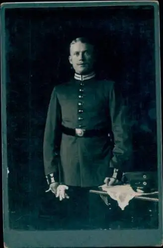 Foto Deutscher Soldat in Uniform, Porträt, Kaiserzeit