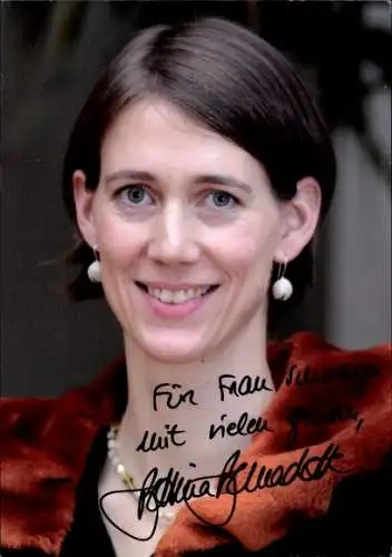 Ak Politikerin Bettina Gräfin Bernadotte, Portrait, Autogramm