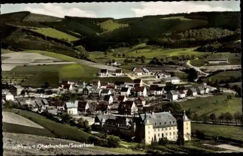 Ak Oberhundem Kirchhundem Sauerland, Teilansicht