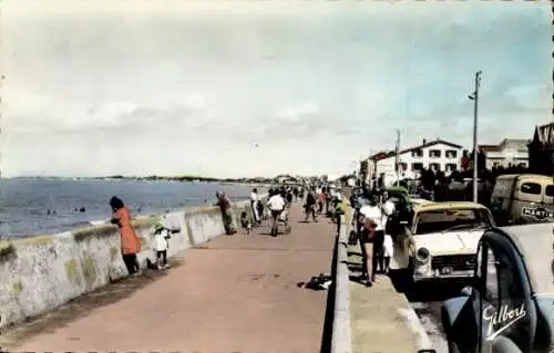 Ak Châtelaillon Plage Charente Maritime, sur le Boulevard