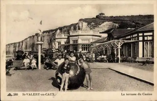 Ak Saint Valery en Caux Seine Maritime, Terrasse du Casino, Kinder, Billiardkugel