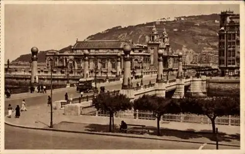 Ak Donostia San Sebastián Baskenland, Brücke und Großer Kursaal