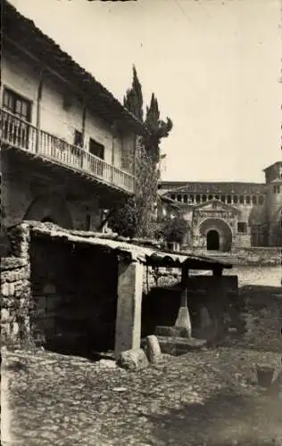 Ak Santillana del Mar Kantabrien, Stiftskirche