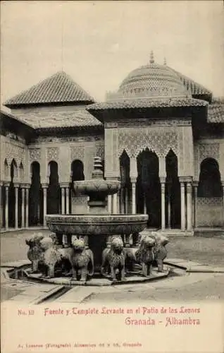 AK Granada Andalusien Spanien, Alhambra, Brunnen und Templete Levante im Patio der Löwen