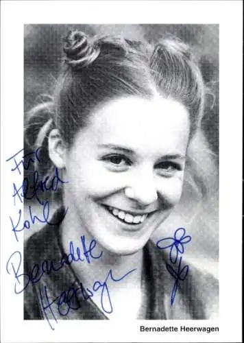 Ak Schauspielerin Bernadette Heerwagen, Portrait, Autogramm