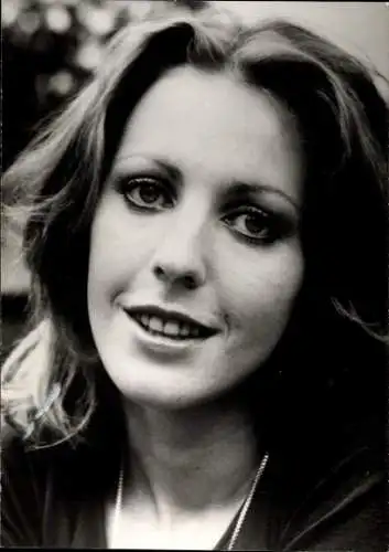 Ak Schauspielerin Sylvia Weiss, Portrait, Autogramm