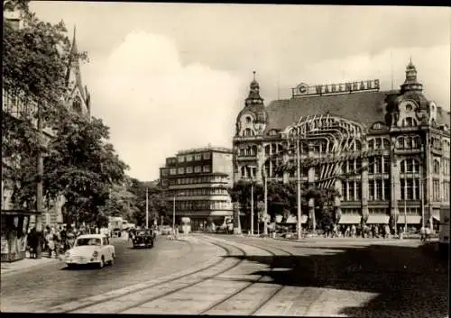 Ak Erfurt in Thüringen, Warenhaus Centrum, Trabant