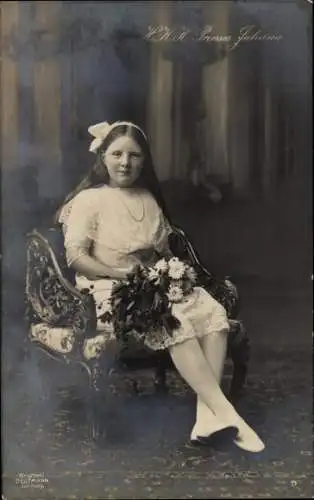 Ak Prinzessin Juliana der Niederlande, Sitzportrait