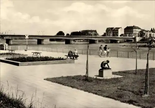 Ak Frankfurt an der Oder, Oderpromenade, Brücke