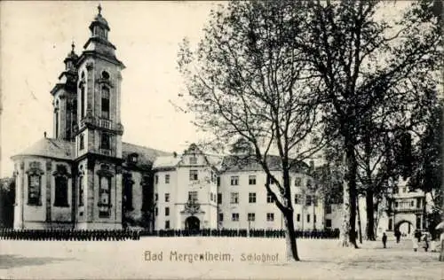 Ak Bad Mergentheim in Tauberfranken, Blick auf den Schlosshof