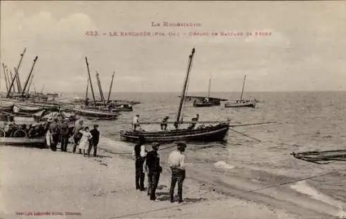 Ak Le Barcarès Pyrénées Orientales, Ausfahrt der Fischerboote