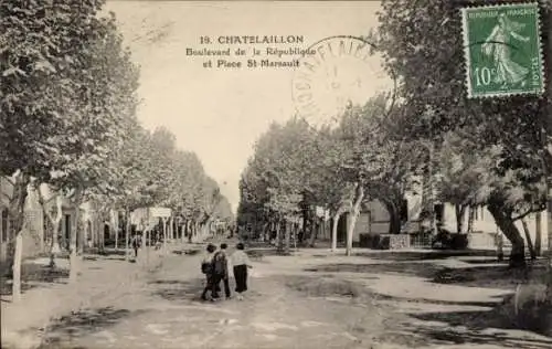 Ak Châtelaillon Charente Maritime, Boulevard de la Republique, Place St-Marsault